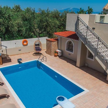 Fiorentinos Villa ตรากากิ ภายนอก รูปภาพ