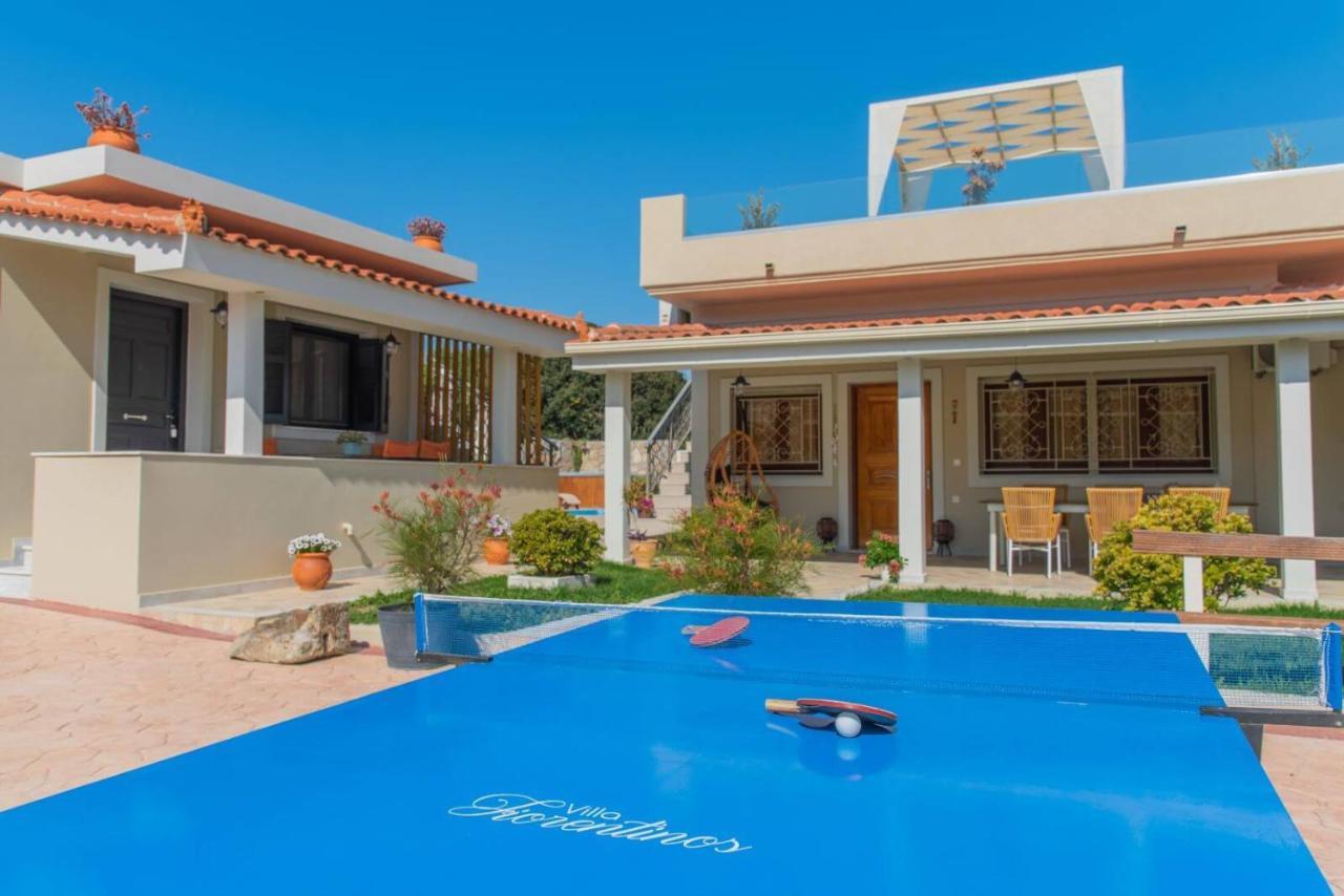 Fiorentinos Villa ตรากากิ ภายนอก รูปภาพ