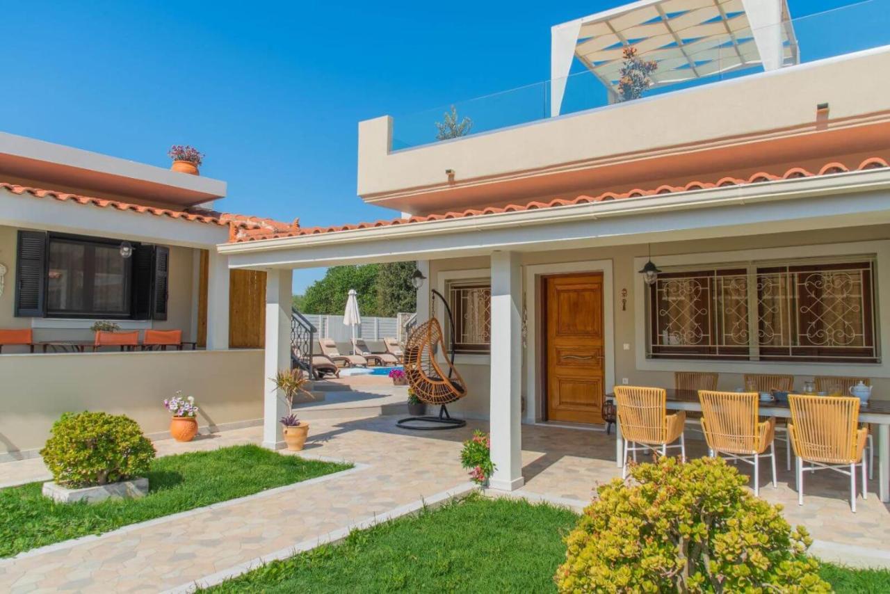 Fiorentinos Villa ตรากากิ ภายนอก รูปภาพ